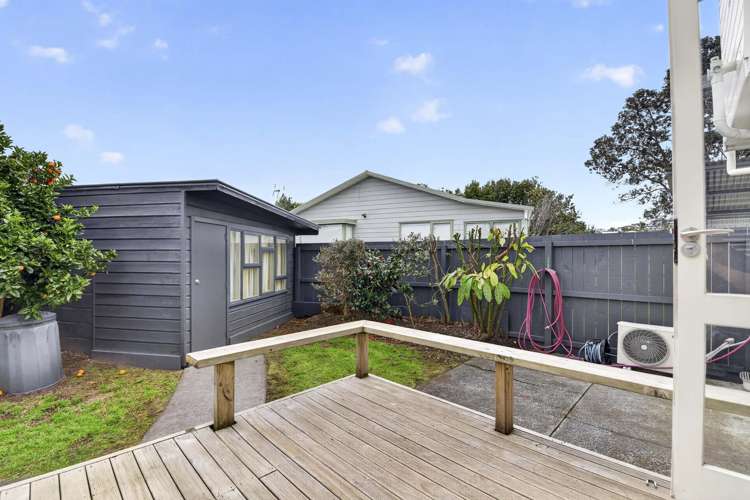 250 Centreway Road Orewa_23