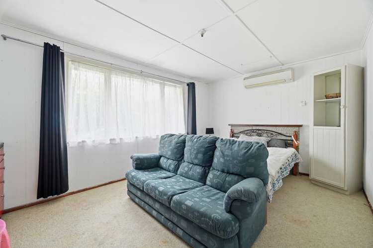 154 Clayton Road Mangakakahi_14