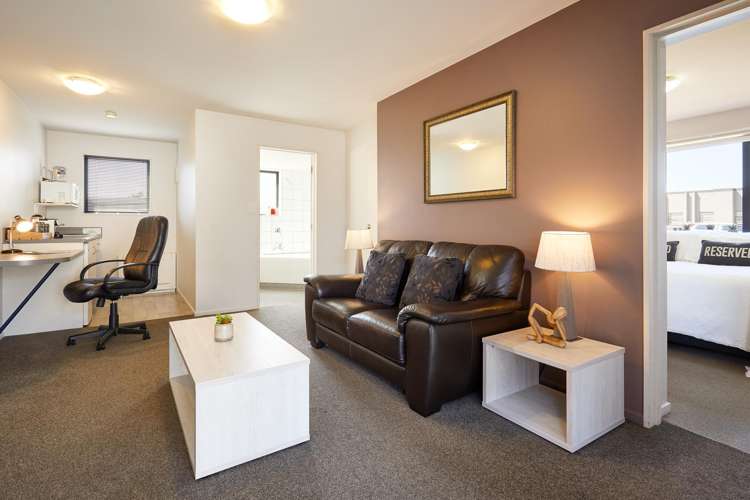 78 Charles Street Blenheim Central_13