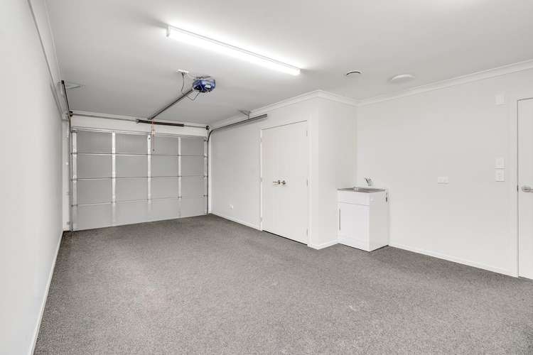 2/8 Jennian Avenue Rototuna_25