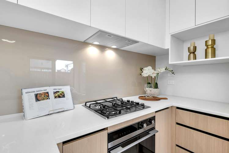 101B & D Gossamer Drive Pakuranga_10