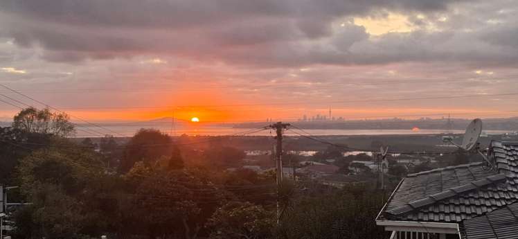 221 Te Atatu Road_2