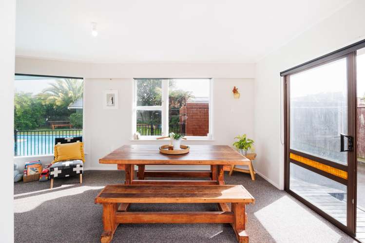 98 Lethbridge Street Feilding_16