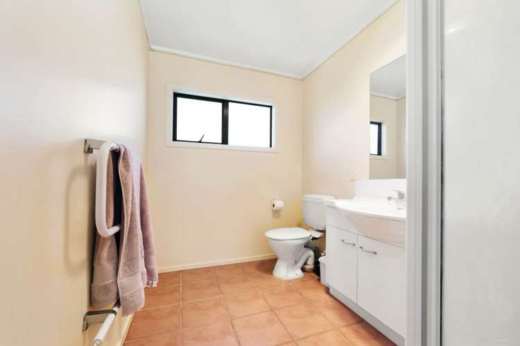 2/92d Manuka Road Glenfield_12