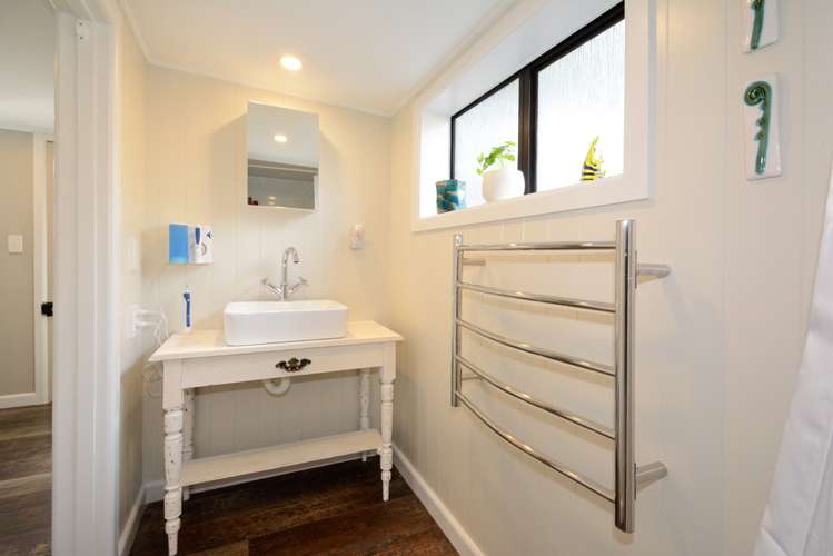 8 Irvine Street Lawrence_7