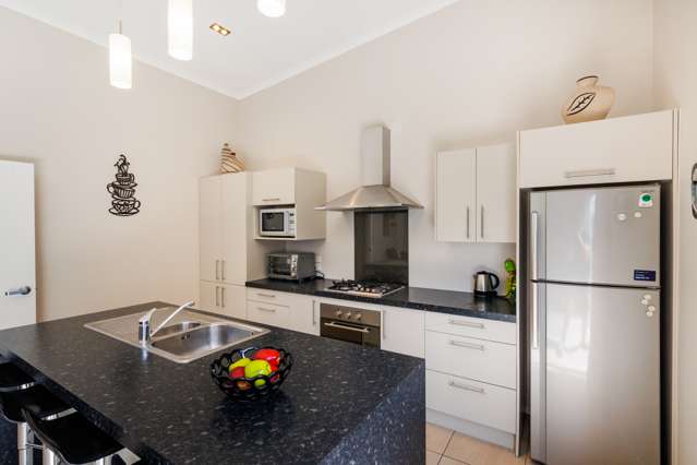 10 Galea Grove Kelvin Grove_4