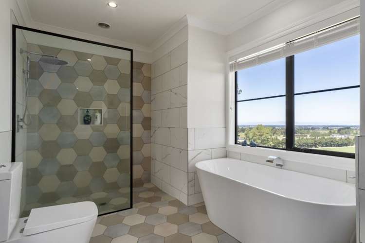 338 Catherwoods Road Cust_13