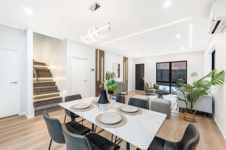 Lots 1-4/23 Bradbury Road Botany Downs_8