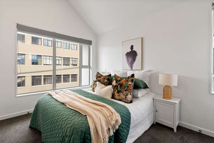 2/30 Pirie Street Mount Victoria_9