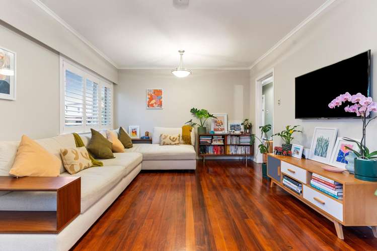 350 Royal Road Massey_3