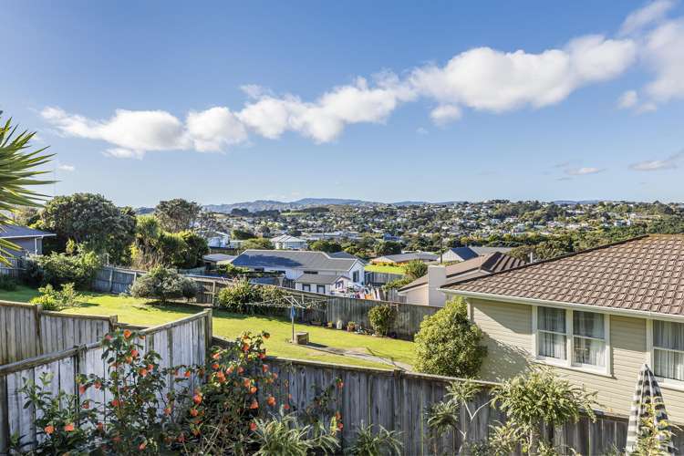 16 Tuki Street Titahi Bay_19