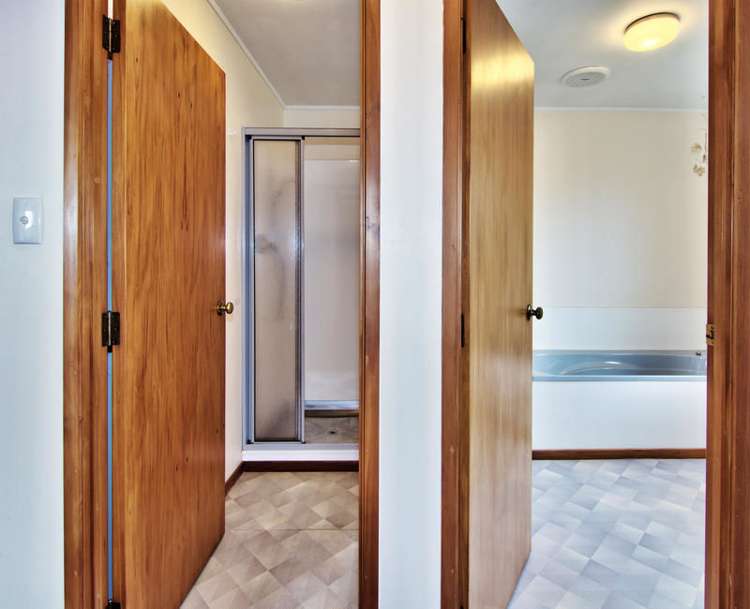 2/12 Arahoe Road New Lynn_11