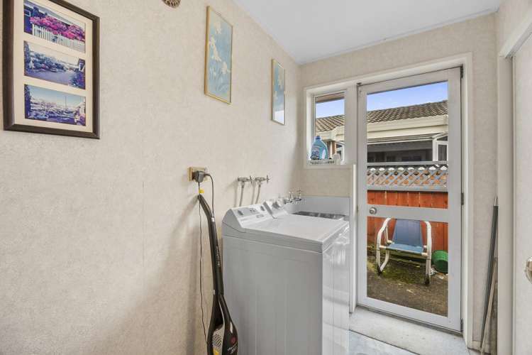 1 Victoria Street Mosgiel_13