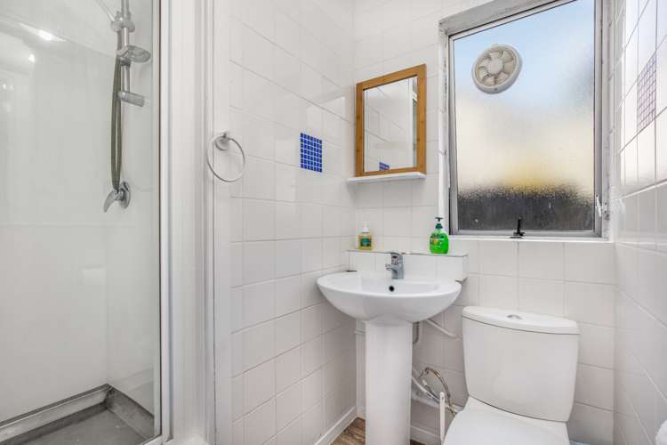 17 Seabar Place Glen Eden_25