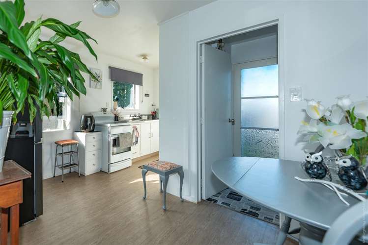 4/110 Barbour Street Waltham_10