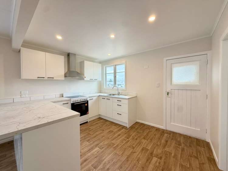 60a Mould Street Waitara_2