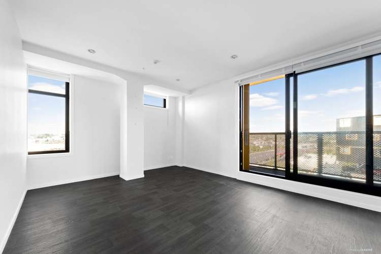 603/20 Mccrae Way New Lynn_6