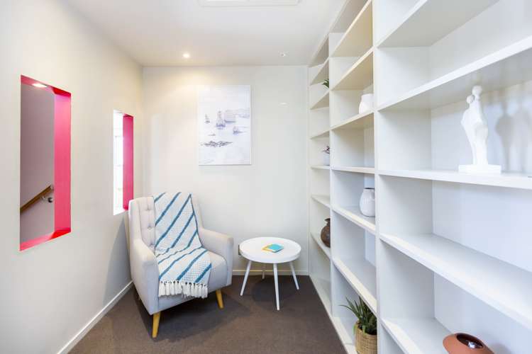 6 Frankie Stevens Place Riverstone Terraces_13