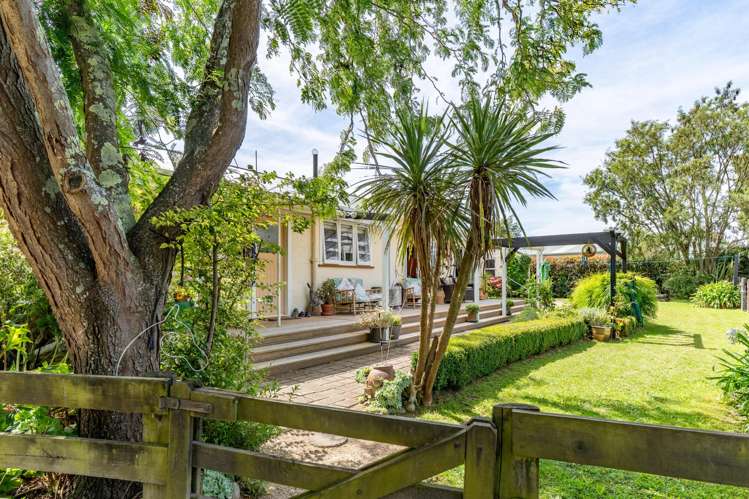 167 Lincoln Road Carterton_22