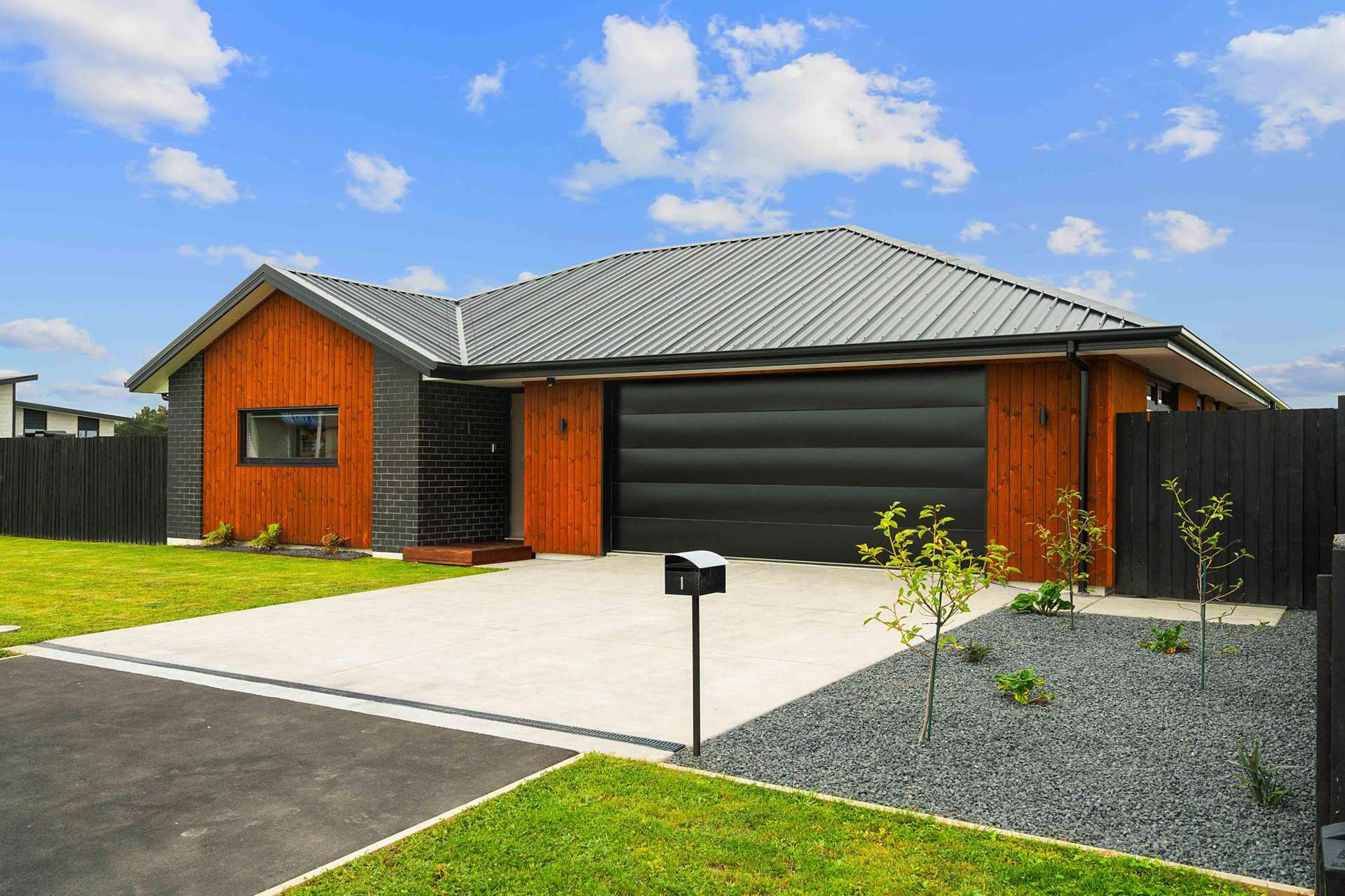 1 Tauhou Place Leeston_0