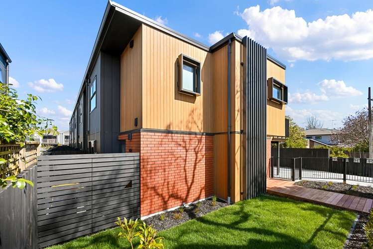 1/9 Dyer Street Whitiora_21