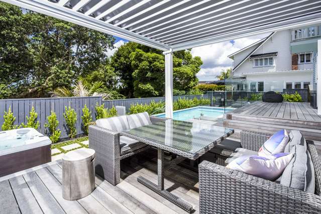 209 Hurstmere Road Takapuna_4