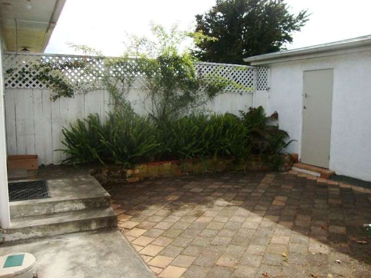 1 Fergusson Street Stoke_4