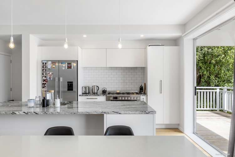 56e Nicholson Road Khandallah_11