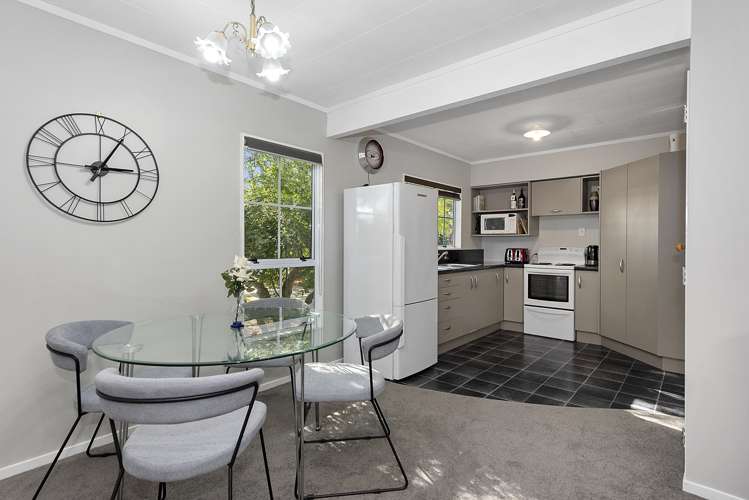 47 Ashurst Avenue Pukete_5