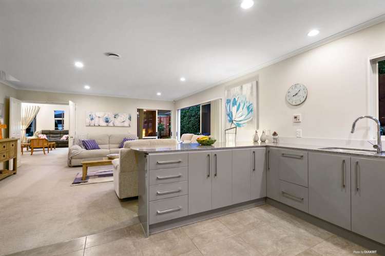 13 Seresin Crescent Flat Bush_9