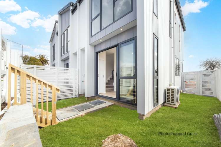 6/234 Te Atatu Road Te Atatu South_3