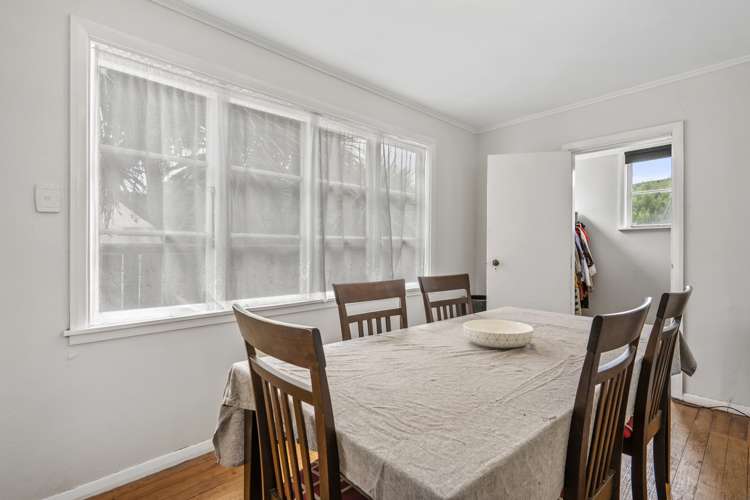 38 Hall Crescent Epuni_10