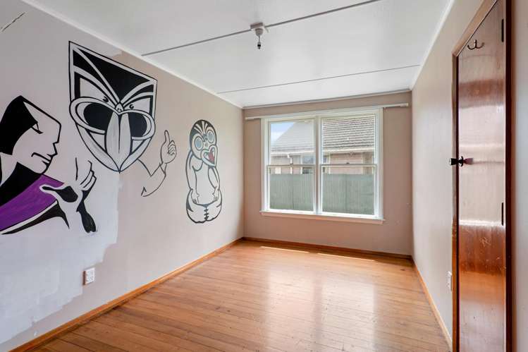 14 Ealing Street Northcote_11