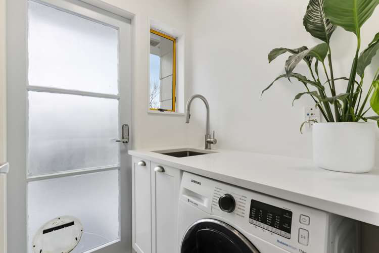 2/23 Aeroview Drive Beach Haven_16