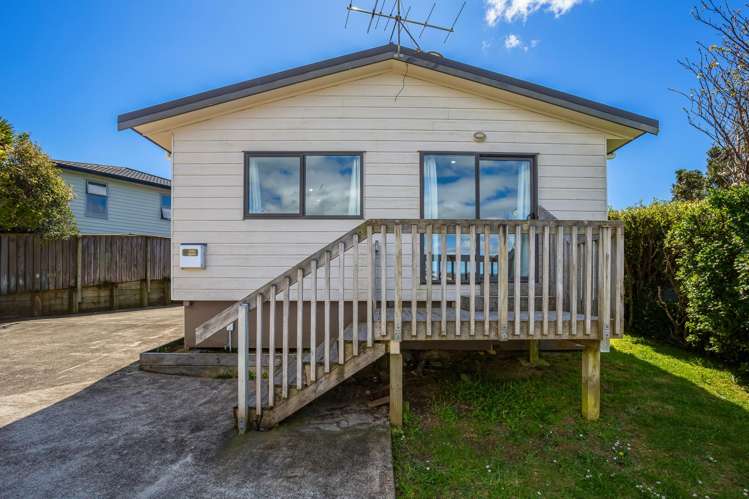 12A Hiwi Crescent Titahi Bay_5