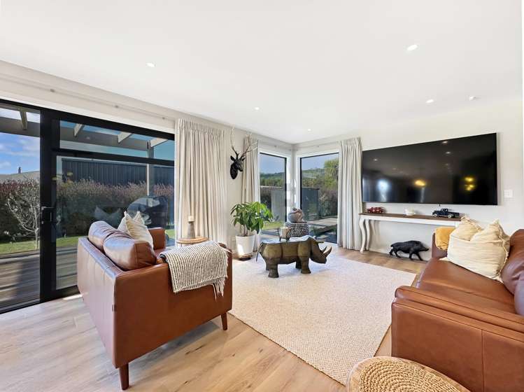 135 Lisland Drive Kinloch_14