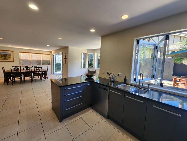 14 Golf Road 1662_5