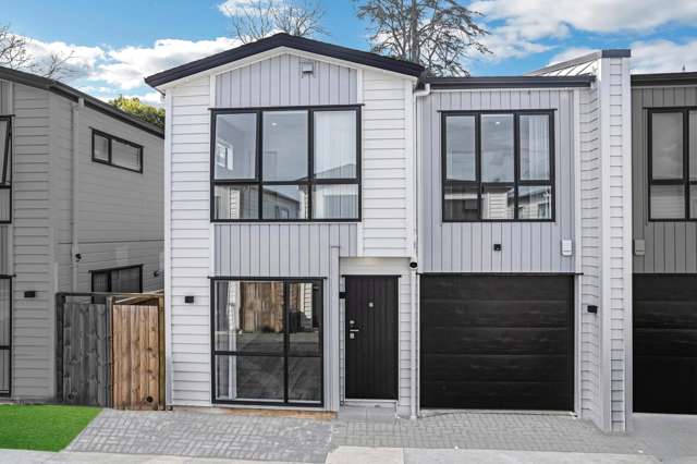 Urgent Sale - Ready to Move in!