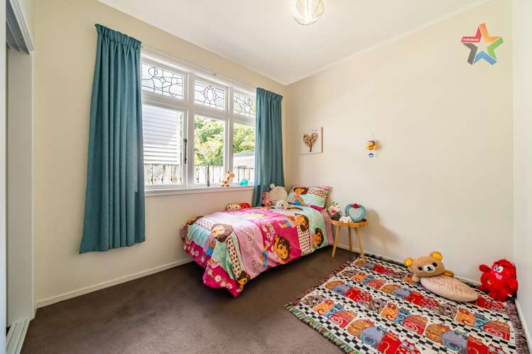 28 Lincoln Avenue Tawa_13