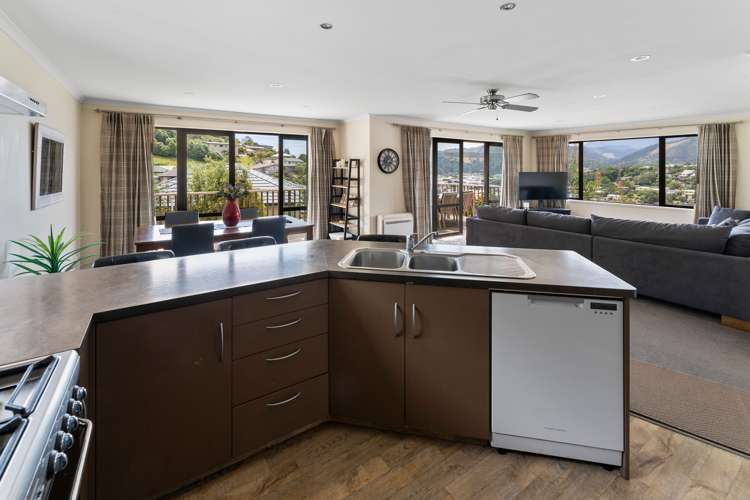 34 Saint Lawrence Street Toi Toi_6