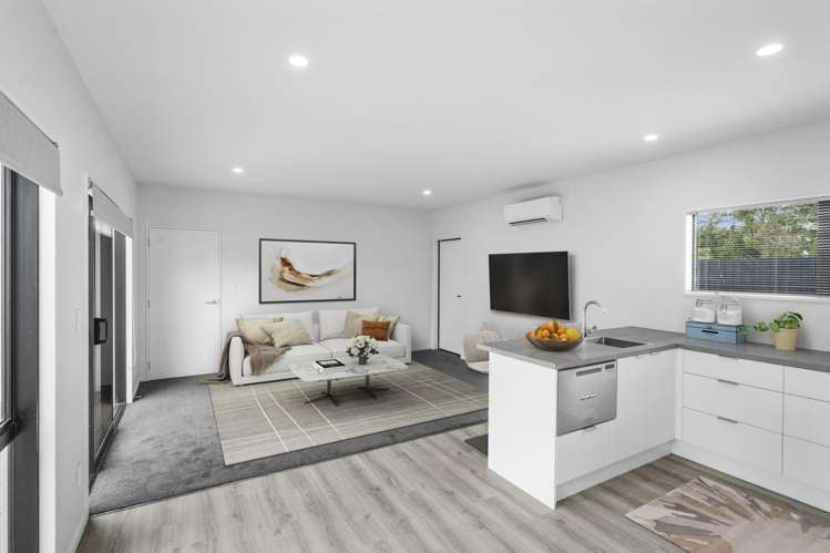 5/7 Vickerys Road Wigram_2