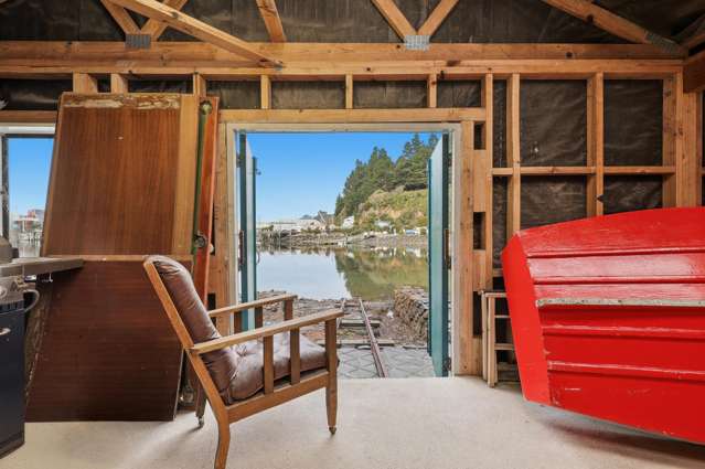 2 Boat Shed Careys Bay_2