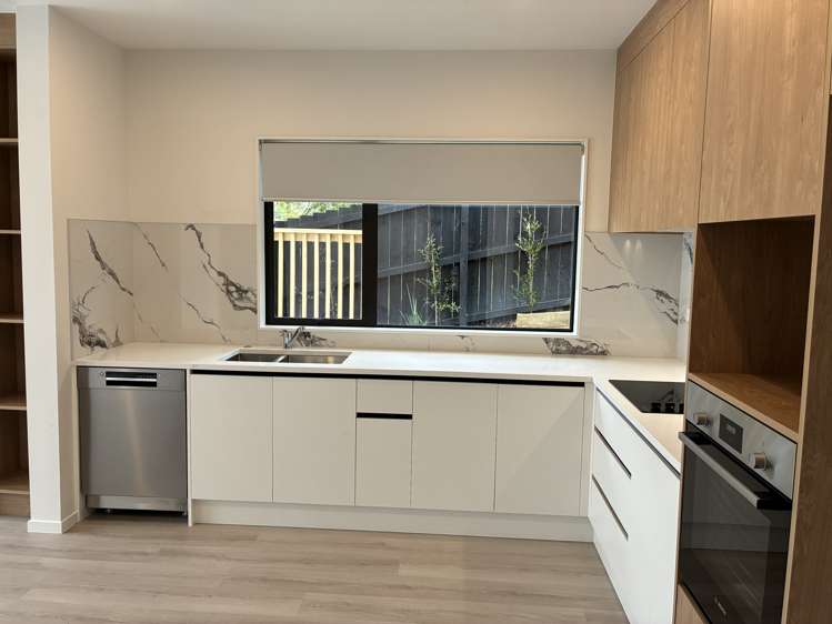 11F Glenfinn Place Massey_1