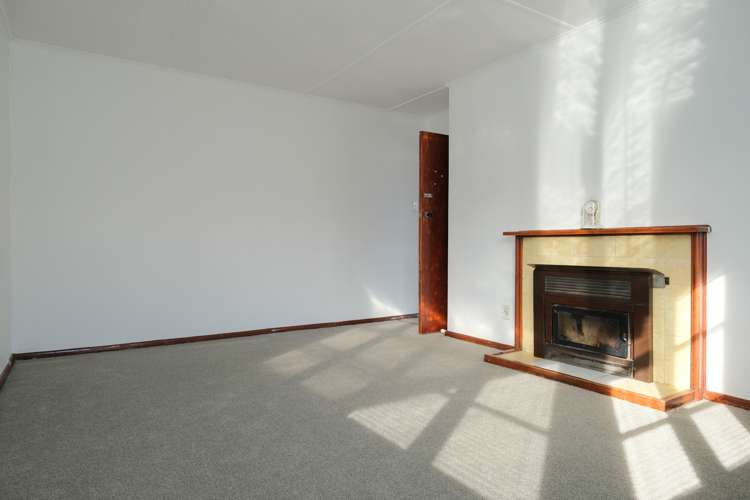 8 Victor Street Dannevirke_13