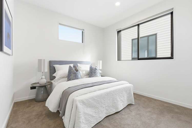 22 Picnic Point Hobsonville_24