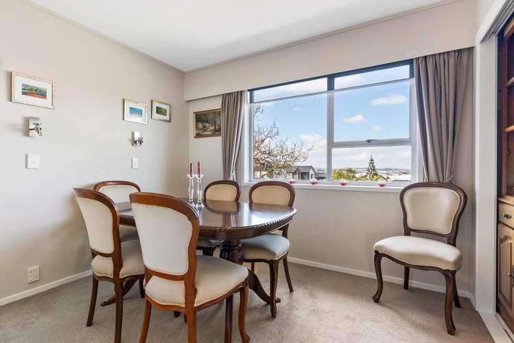 12 Miramar Place Pakuranga Heights_11