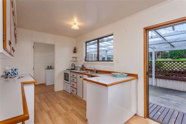 61 Solar Road Glen Eden_6