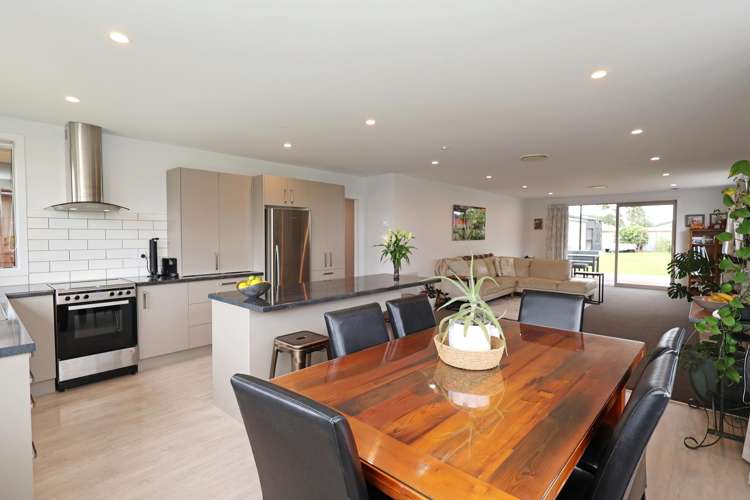 51 Queen Street Winton_5