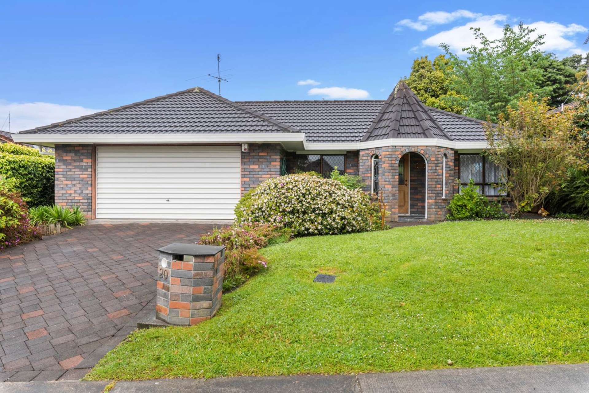 20 Voltaire Court Botany Downs_0