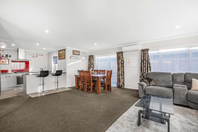 18 Brian Hughes Road Wainuiomata_4